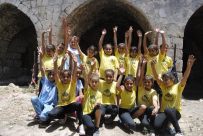 بالصور: طلاب الراشدية الابتدائية في اللد يشاركون في مشروع علم الآثار 